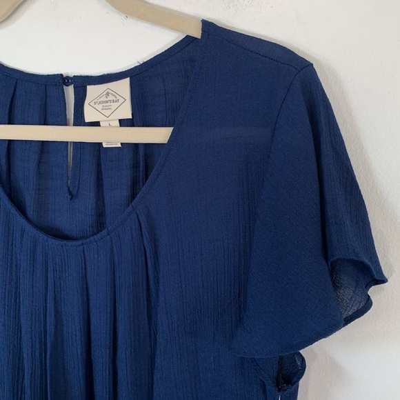 St. John’s Bay NWT Hi-Low Hemline Floral Embroidery Womens Size L Pleated Blouse - Picture 7 of 15